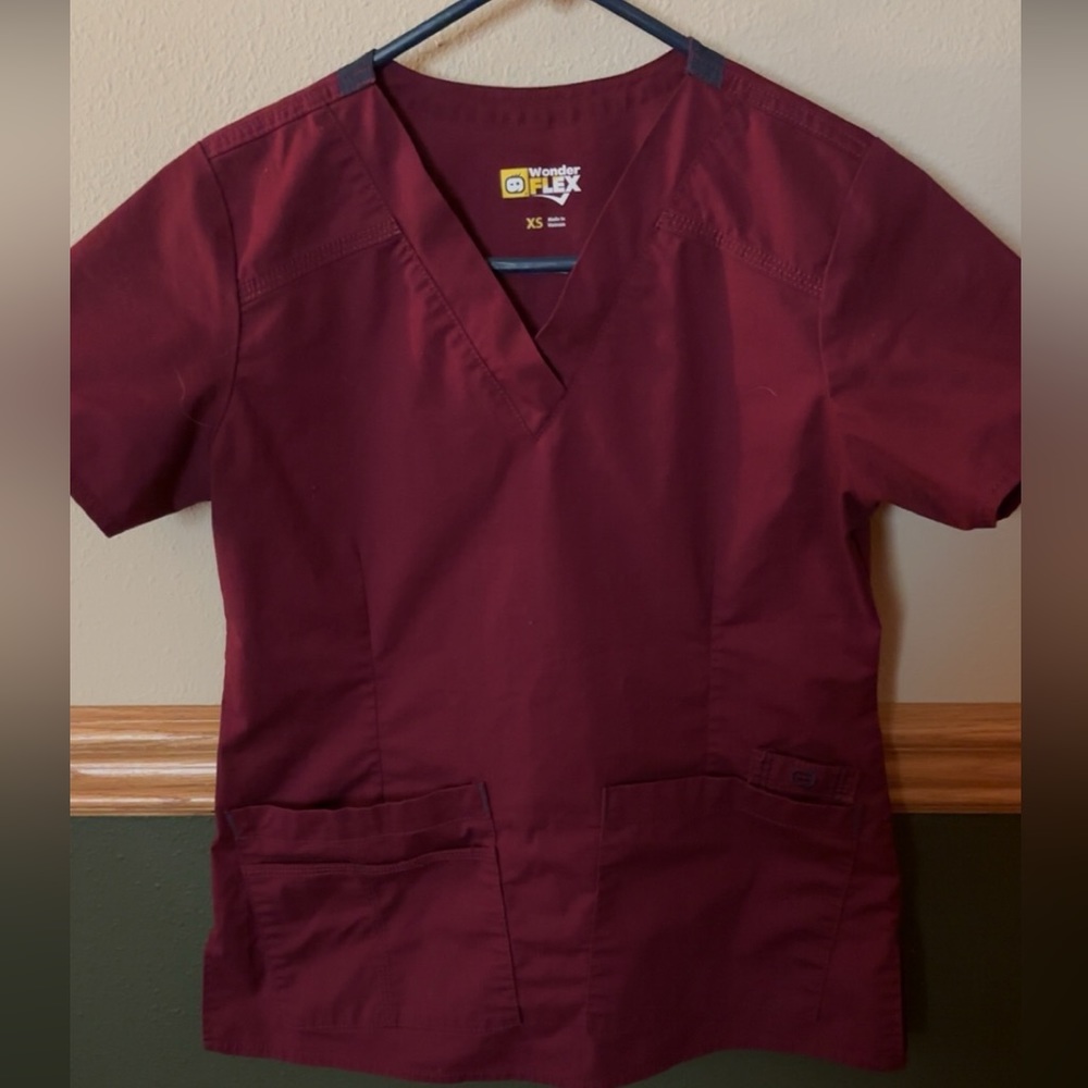 Scrub top